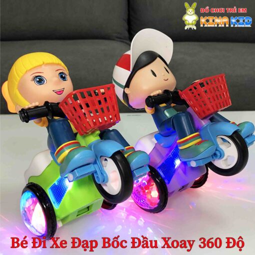 Bé đi xe đạp bốc đầu xoay 360 độ 7